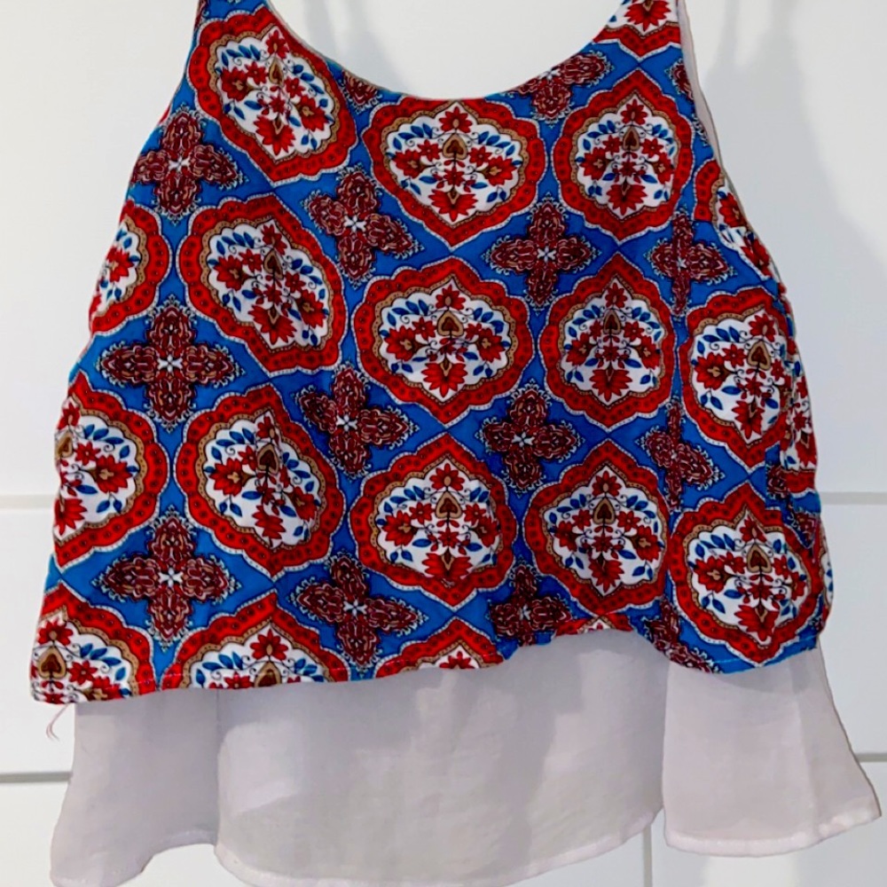 Crop top